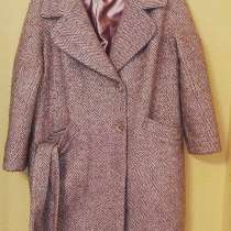 Пальто розовое размер 46-50, в Томске