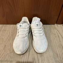 Adidas кроссовки, в Москве