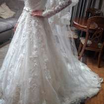 Продам Новое Свадебное Платье с Фатой, в г.Костанай