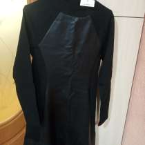 Продам новое платье стрейч с кожаными вставками!, в г.Донецк
