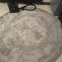 Ковер, в Москве