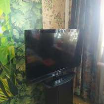 Продам срочно Телевизор ЖК 42 дюйма LG 42CS560 106 см Х 62 с, в г.Киев