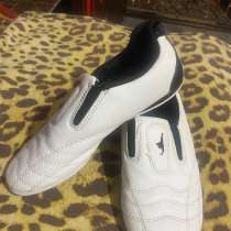 Спортивная обувь стереть для теквандо, в Семикаракорске