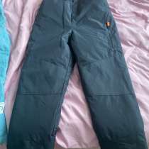Новые зимние штаны, размер по бирке 158, в Москве