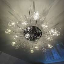 Люстра, в Великом Новгороде