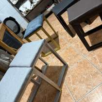 Табуретки, в Москве