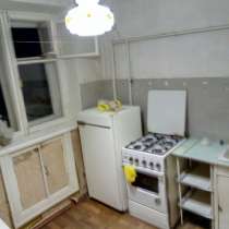 Продам 1-к квартиру, 43 м², в Серпухове