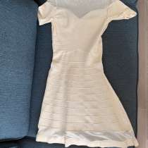 Платье лав репаблик 40-42 российский размер, в Москве