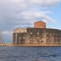 По северо-западному ожерелью России за 7 дн, в Москве