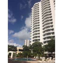 Квартира в Авентуре на берегу залива, в г.Aventura