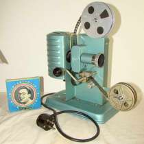 Кинопроектор старинный (K122), в Москве