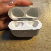 Кейс от airpods 4, в Москве