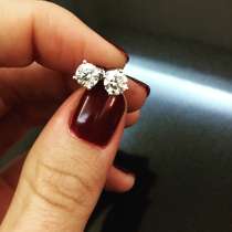 Пусеты с бриллиантами 1.55 карат!, в Москве