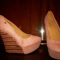 Продам новые натуральные женские туфли 36 размер, в г.Степногорск