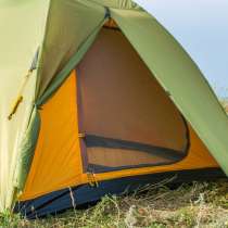 Двухместная палатка "BREEZE-2" /HELIOS/, в Новосибирске