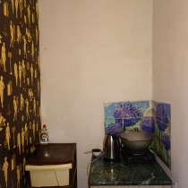 Продается 1 к. Гостинка. Ахунбаева. 19м2. 13,3т.$, в г.Бишкек