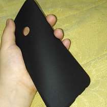 Продаю чехол на телефон honor 7 c 5.99 см в ширину, в Москве