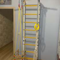 Шведская стенка с качелью, в Иркутске