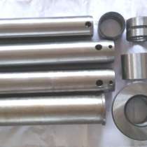 Оси, пальцы, втулки для экскаваторной техники, в Салехарде