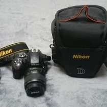 Зеркальный фотоаппарат Nikon D3300 + SD 16 Gb, в Москве