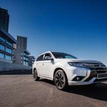 MITSUBISHI OUTLANDER PHEV GG2W, в Хабаровске