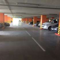 Сдам в аренду машиноместо в многоуровневом паркинге, в Москве