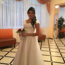 Продаю очень красивое свадебное платье, в Москве