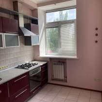 Продается 2х комнатная квартира в г. Луганск, ул. Советская, в г.Луганск