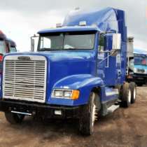 седельный тягач Freightliner FLD, в Москве