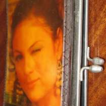 Женский кошелёк с переливающейся картинкой подмигивает девуш, в Сыктывкаре