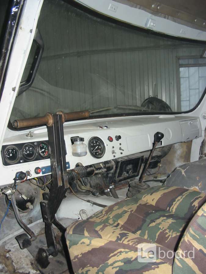 вездеход арго авенджер 750. панель приборов вездеход. вездеход шерп кабина. вездеход рули. вездеход гусеничный шерп.